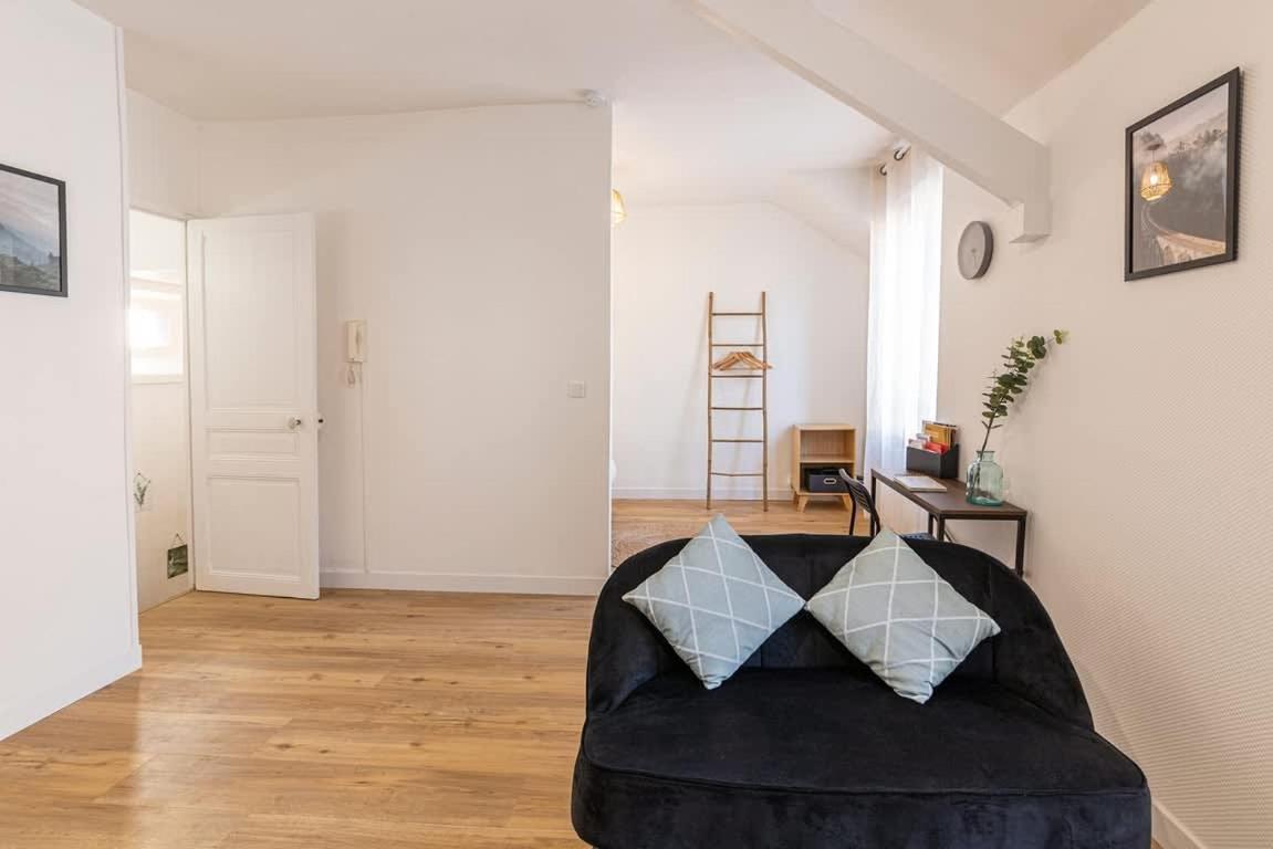 Coquelin - Joli Appartement Renove Rennes Exterior photo