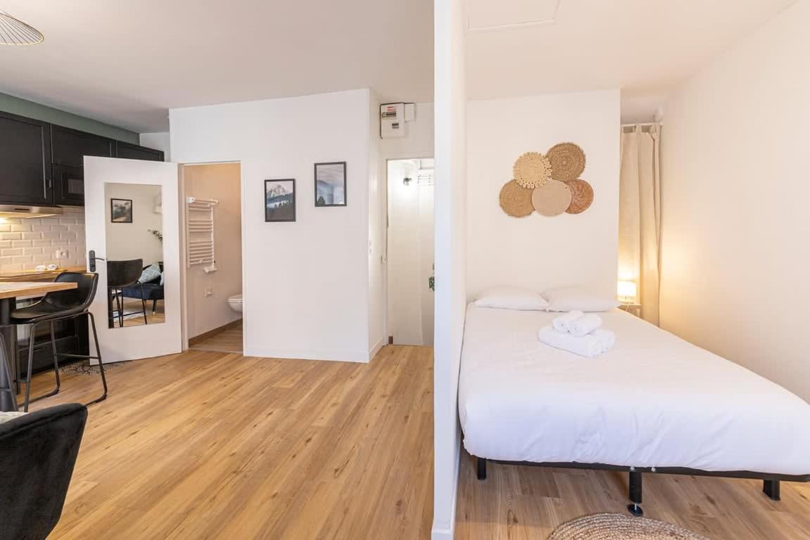 Coquelin - Joli Appartement Renove Rennes Exterior photo